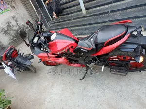 সুজুকি জিক্সার এসএফ ২০১৮ লাল