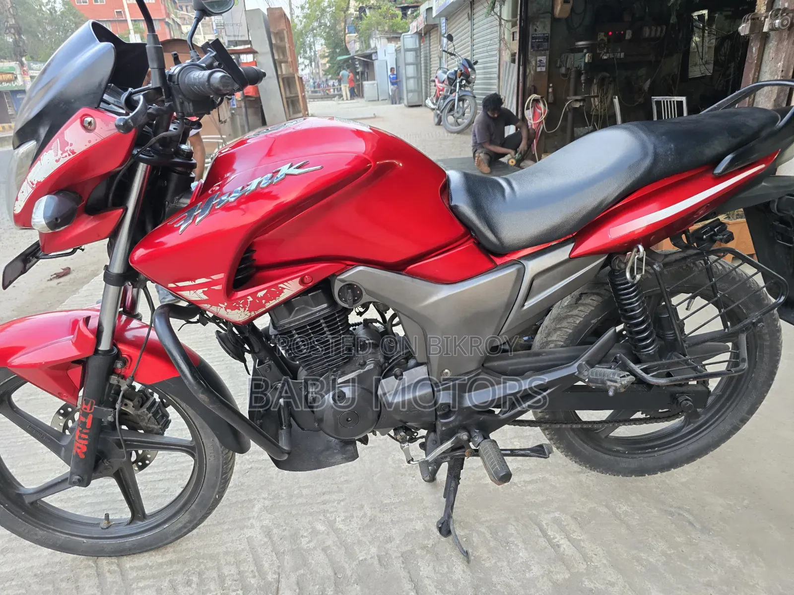 হিরো হাংক ২০১৮ লাল