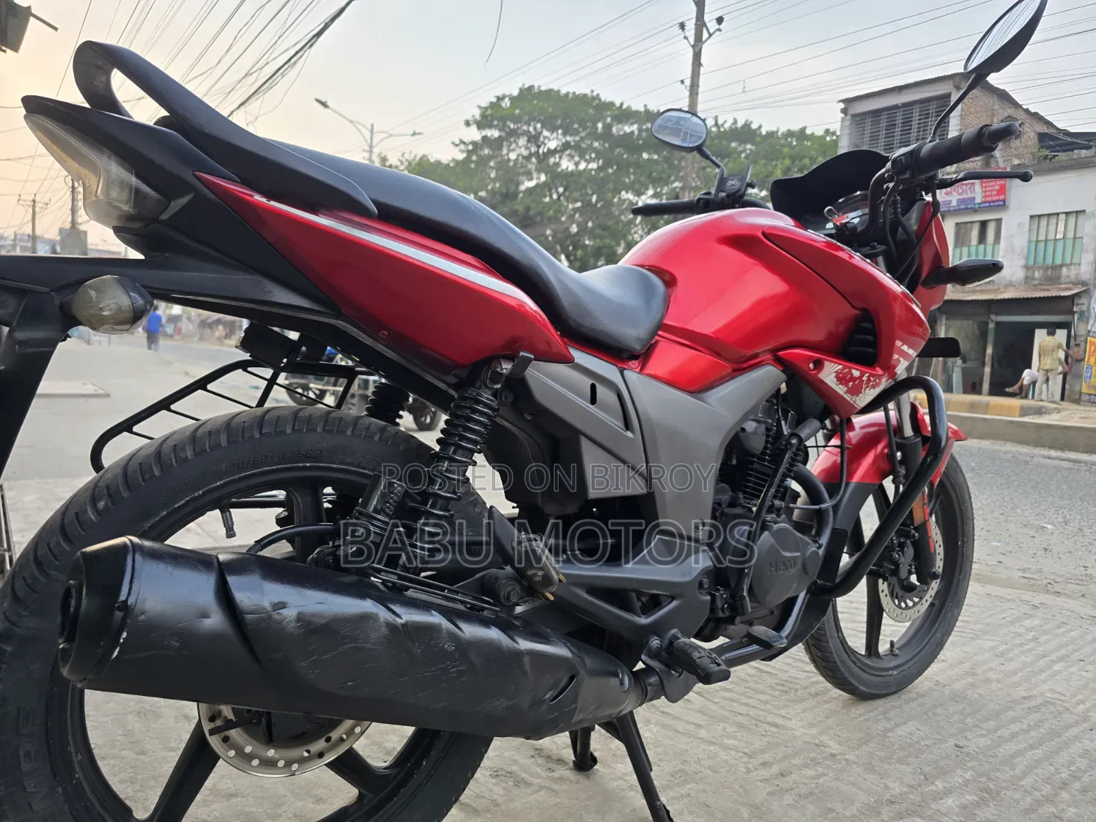 হিরো হাংক ২০১৮ লাল