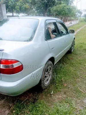 Toyota Corolla 1997 Silver
