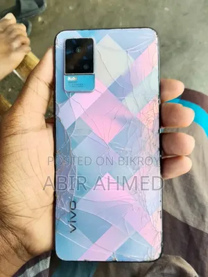 Vivo Y73 64 GB