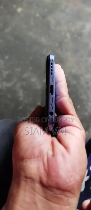Vivo Y21 64 GB Blue