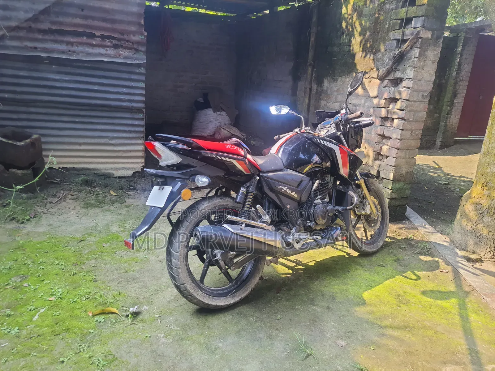 টিভিএস আপাচে আরটিআর ১৬০ ২ভি ২০২২ ব্ল্যাক