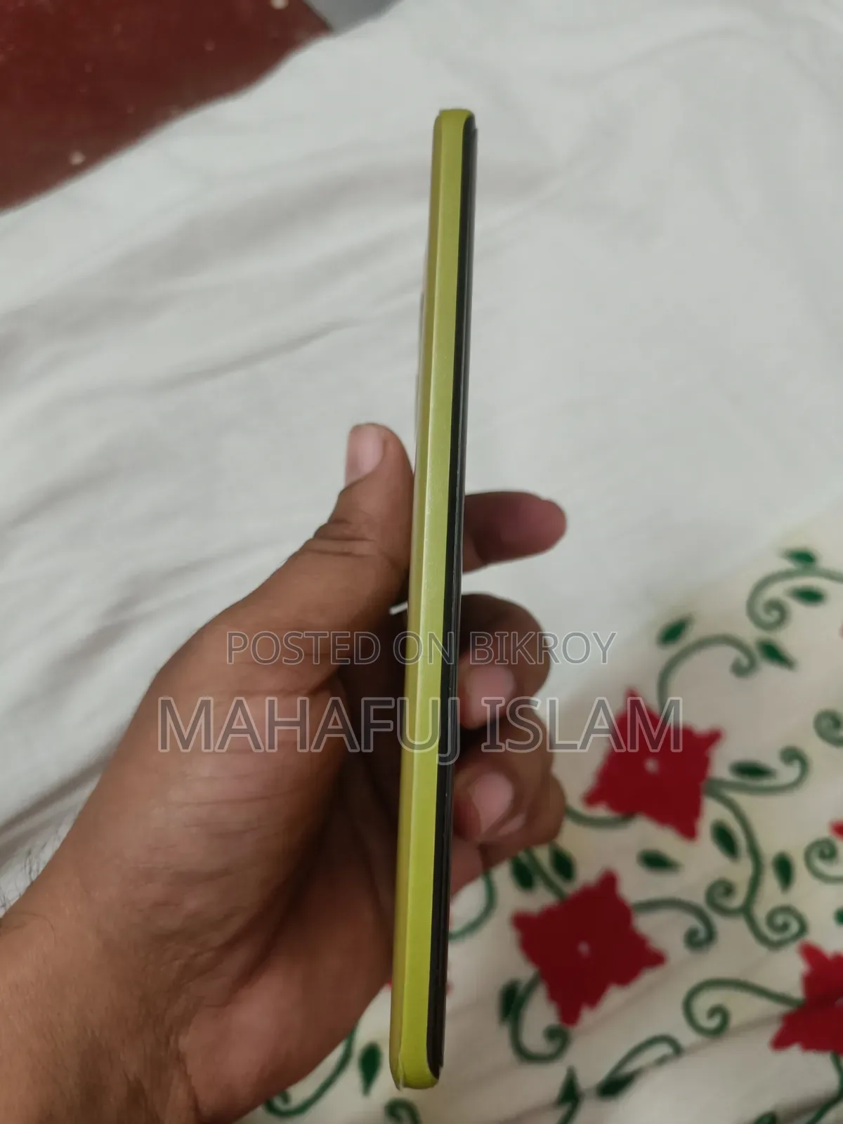 Motorola Moto G85 128 GB Yellow
