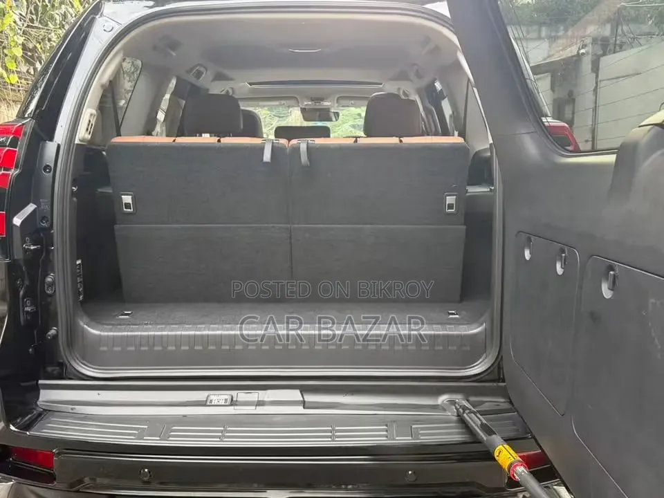 Toyota Land Cruiser Prado 2.7 2021 Black