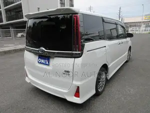 Toyota Noah 2021 Pearl