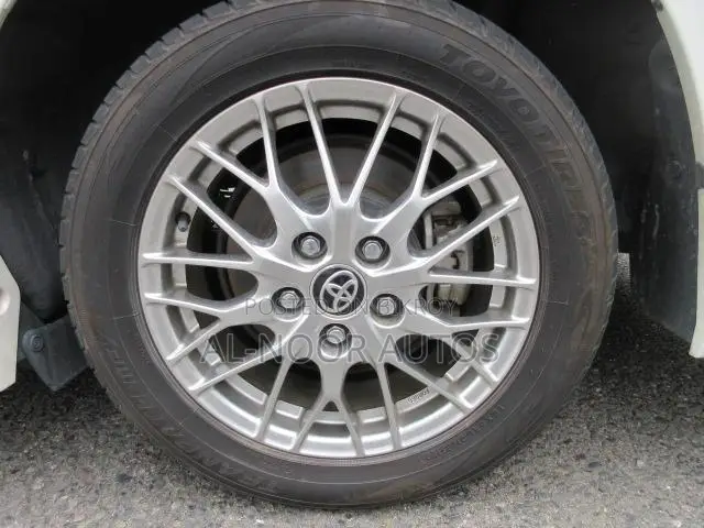 Toyota Noah 2021 Pearl