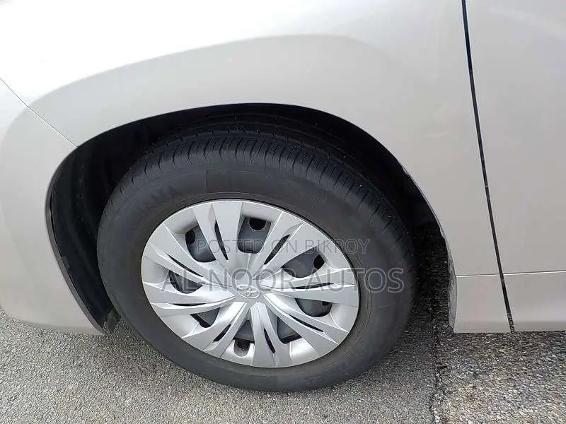 Toyota Noah 2022 Gray