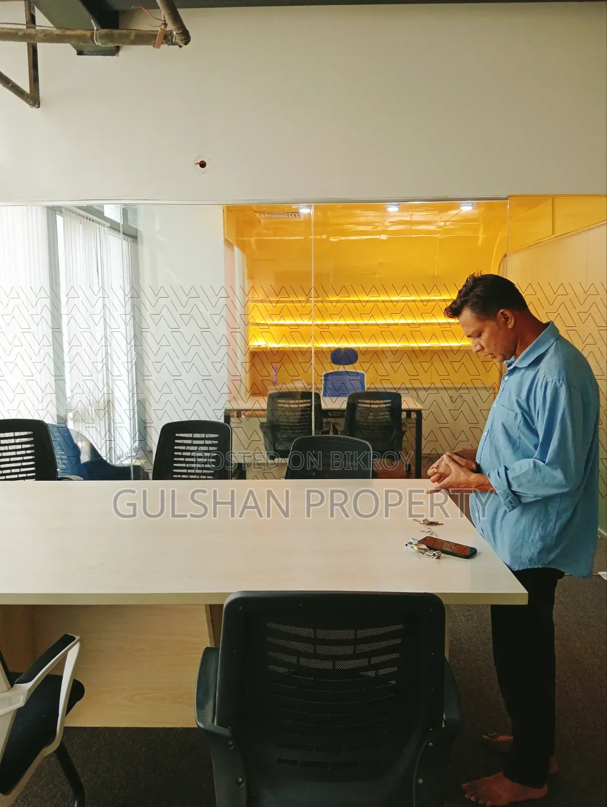 12000 sq ft Excellent Office and Restaurant for Rent First Floor