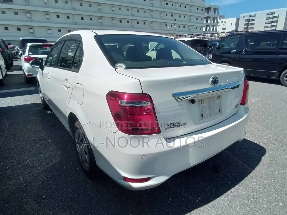 Toyota Axio 2021 White