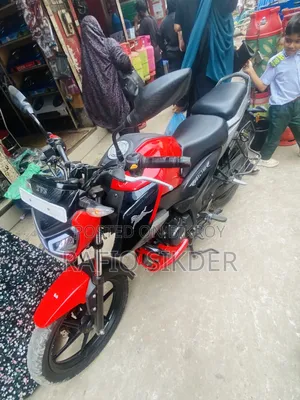 TVS Raider 125 ২০২৫ লাল