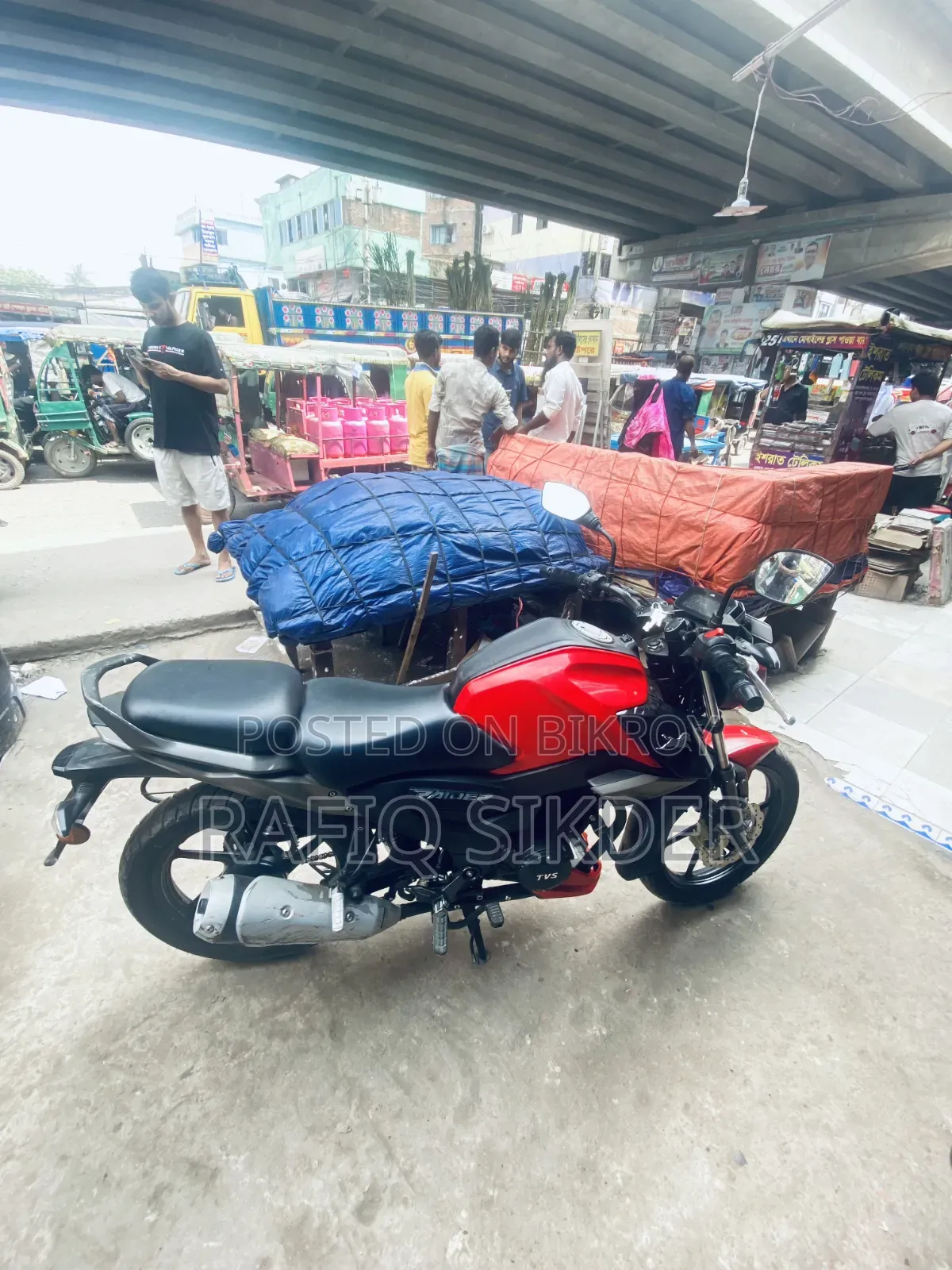 TVS Raider 125 ২০২৫ লাল
