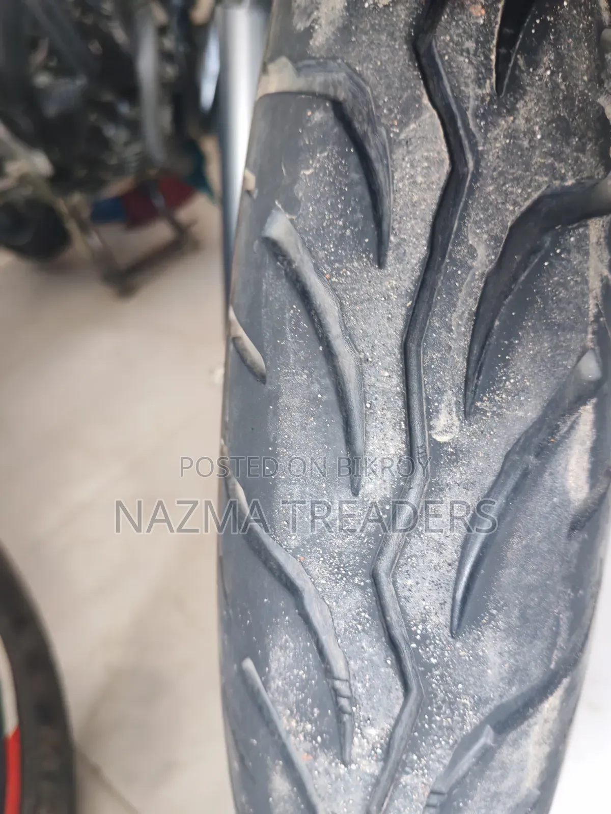 সুজুকি জিক্সার ২০২৬ কালো