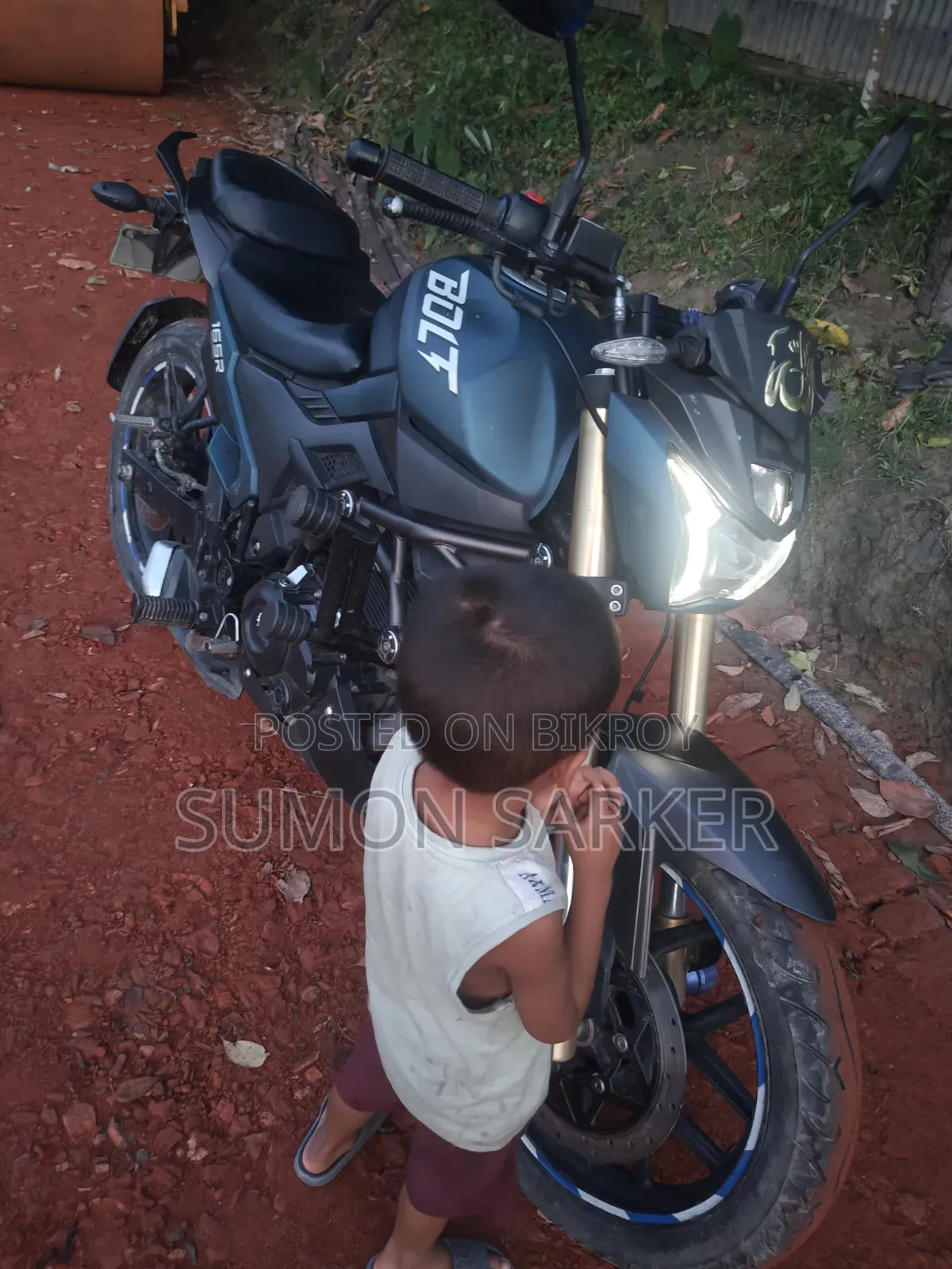 রানার বোল্ট ১৬৫আর ২০২৫ নীল