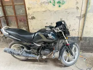 Honda Unicorn 2004 Black