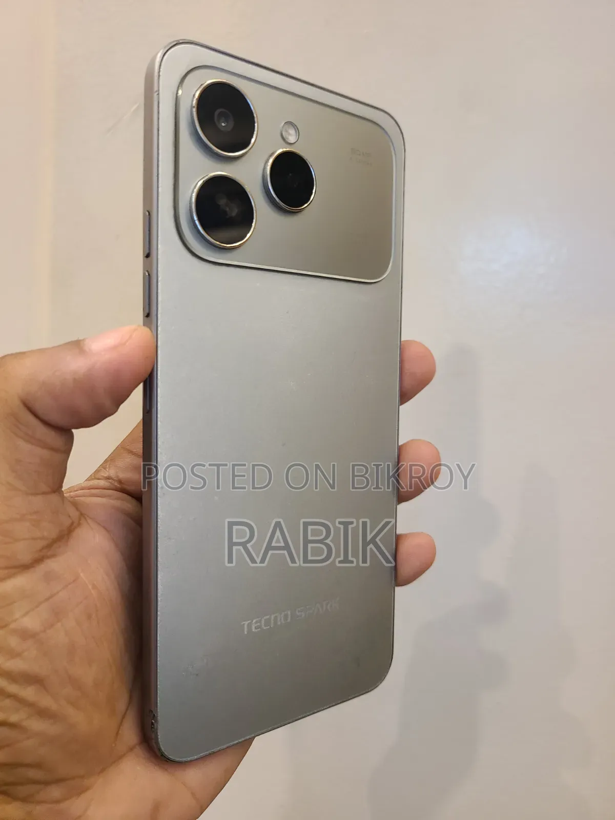 টেকনো স্পার্ক ৪০ ১২৮ জিবি সিলভার