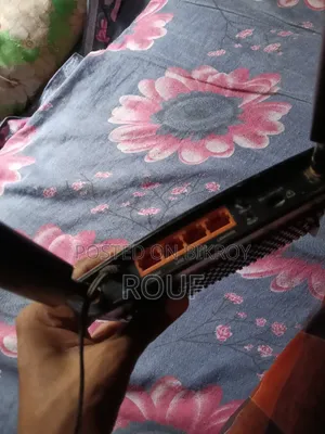 A TP-Link Sim Router Tl-Mr6400