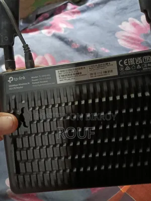 A TP-Link Sim Router Tl-Mr6400