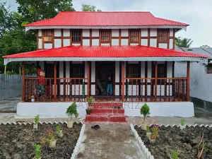 খুলনা সদরে ৬ বেডরুমের বাড়ি বিক্রয়ের জন্য