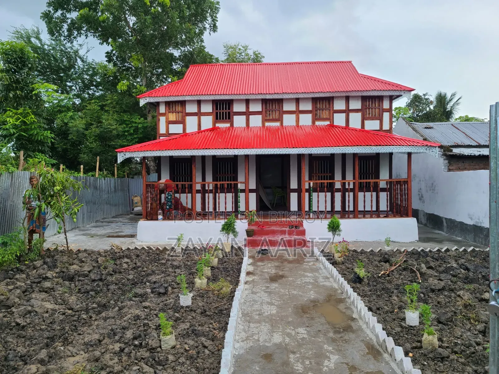 খুলনা সদরে ৬ বেডরুমের বাড়ি বিক্রয়ের জন্য