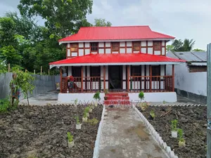 খুলনা সদরে ৬ বেডরুমের বাড়ি বিক্রয়ের জন্য