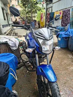 Honda CB 2015 Blue