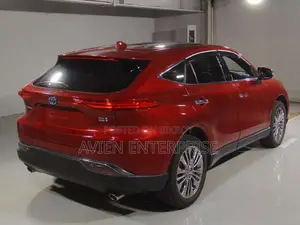 Toyota Harrier 2.5 Hybrid 2021 Red