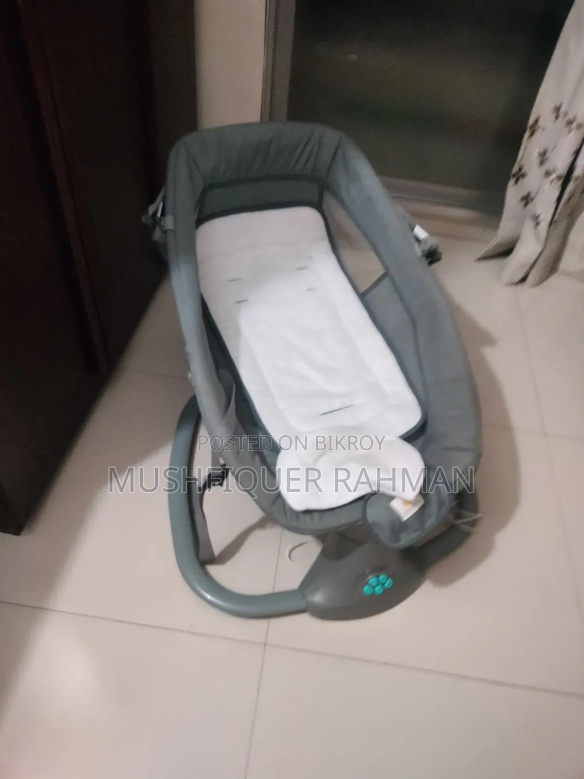 Mastela Multi-Functional Remote Control Bassinet Bouncer