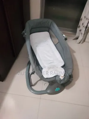 Mastela Multi-Functional Remote Control Bassinet Bouncer