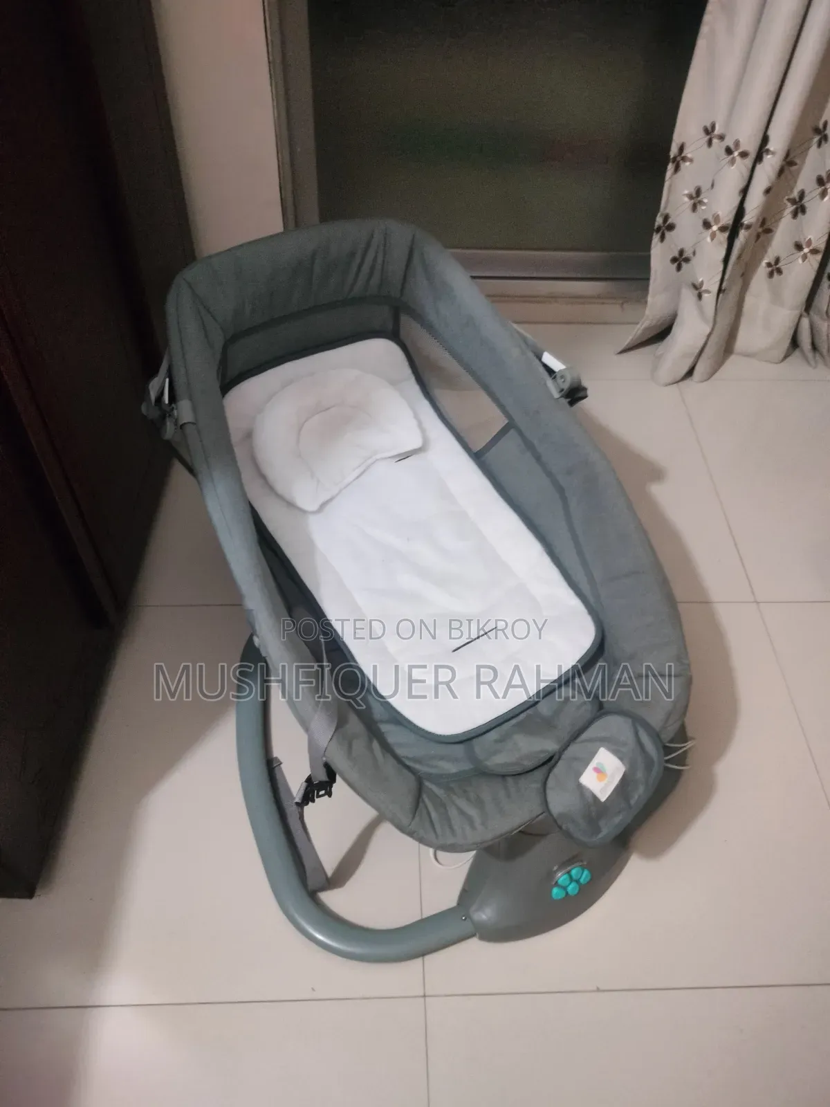 Mastela Multi-Functional Remote Control Bassinet Bouncer