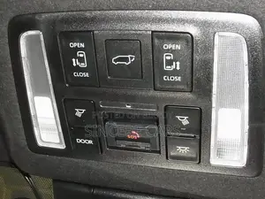 Toyota Noah 2023 Pearl