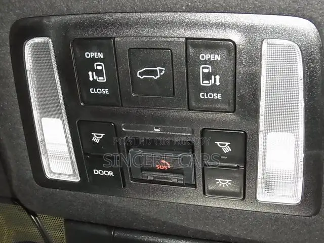 Toyota Noah 2023 Pearl
