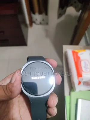 স্যামসাং গ্যালাক্সি ওয়াচ ৮ (৪৪মিমি) - একদম ফ্রেশ কন্ডিশন