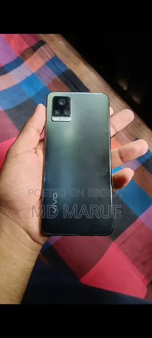 ভিভো ভি২০ ১২৮ জিবি কালো