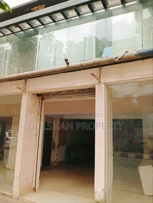 রেস্তোরাঁ কফি শপ পার্লারের ভাড়ার জন্য মূল সড়কের ২০০০ বর্গফুট
