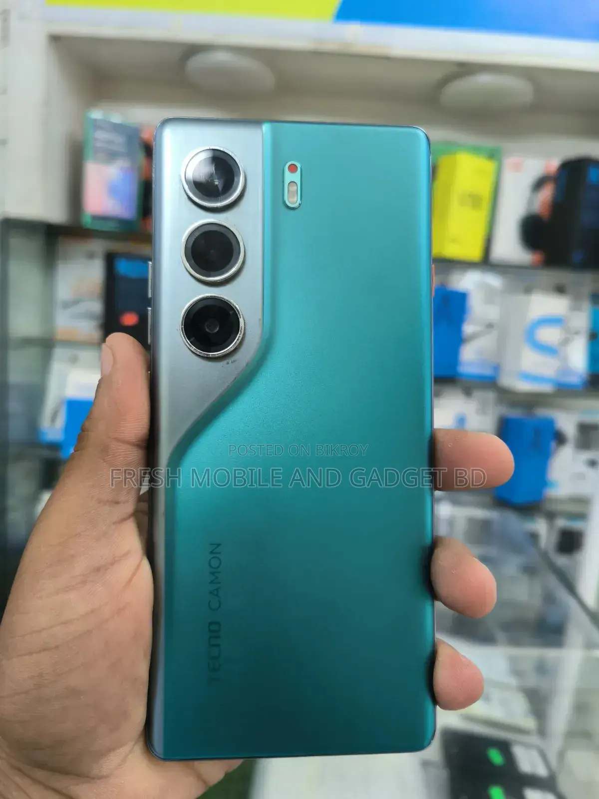 টেকনো ক্যামন ৪০ ২৫৬ জিবি সবুজ