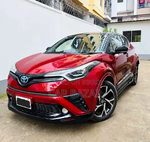 টয়োটা সি-এইচআর ২০১৭ লাল