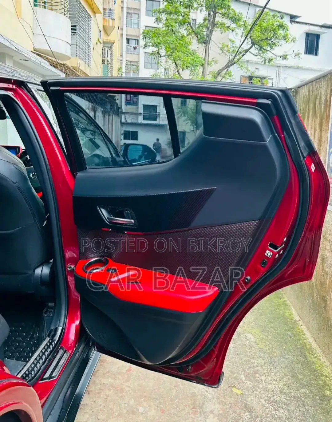 Toyota C-HR 2017 Red
