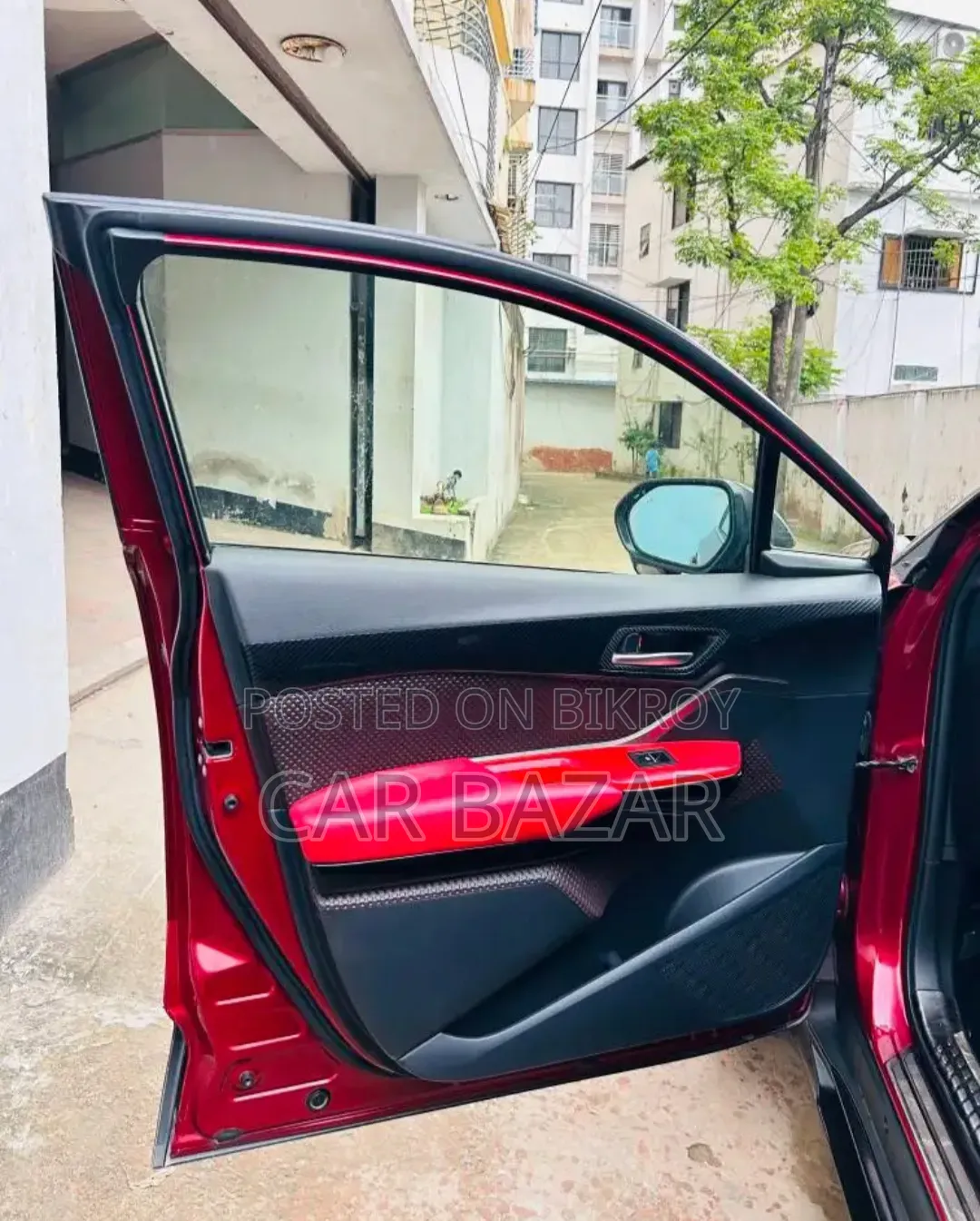 Toyota C-HR 2017 Red