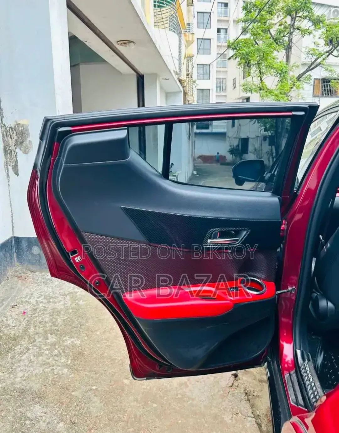 Toyota C-HR 2017 Red