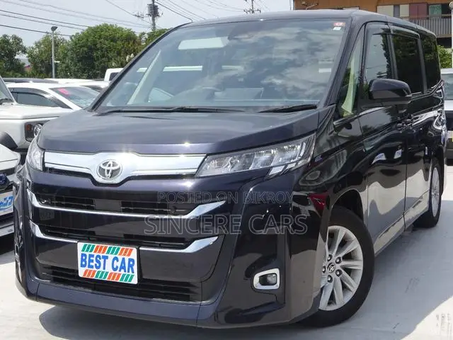Toyota Noah 2022 Black