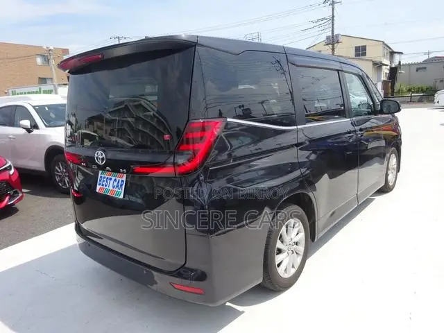 Toyota Noah 2022 Black