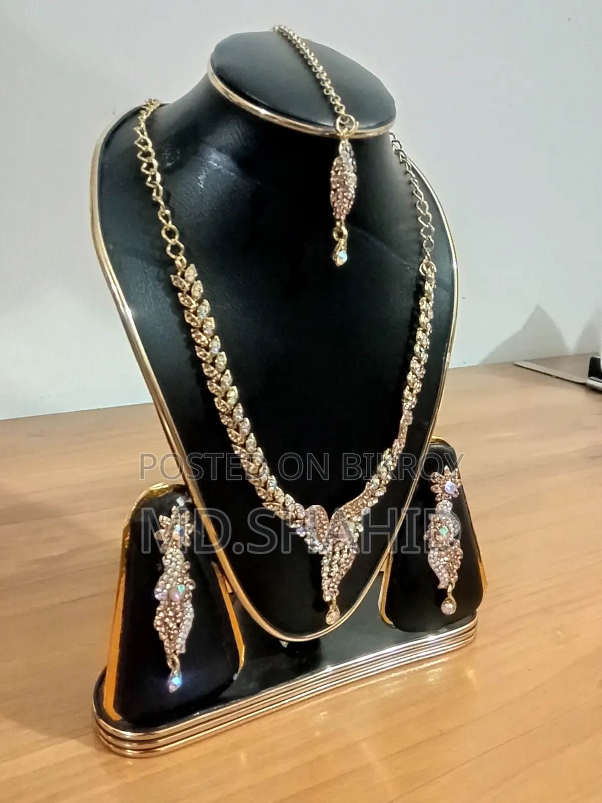 স্টাইলিশ ইমিটেশন জুয়েলারি সেট ব্রাইডাল জুয়েলারি