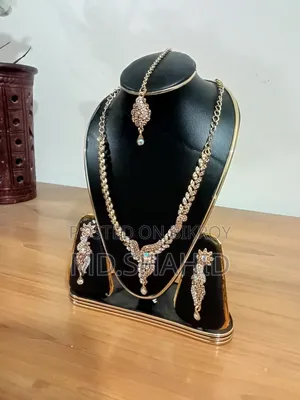 স্টাইলিশ ইমিটেশন জুয়েলারি সেট ব্রাইডাল জুয়েলারি
