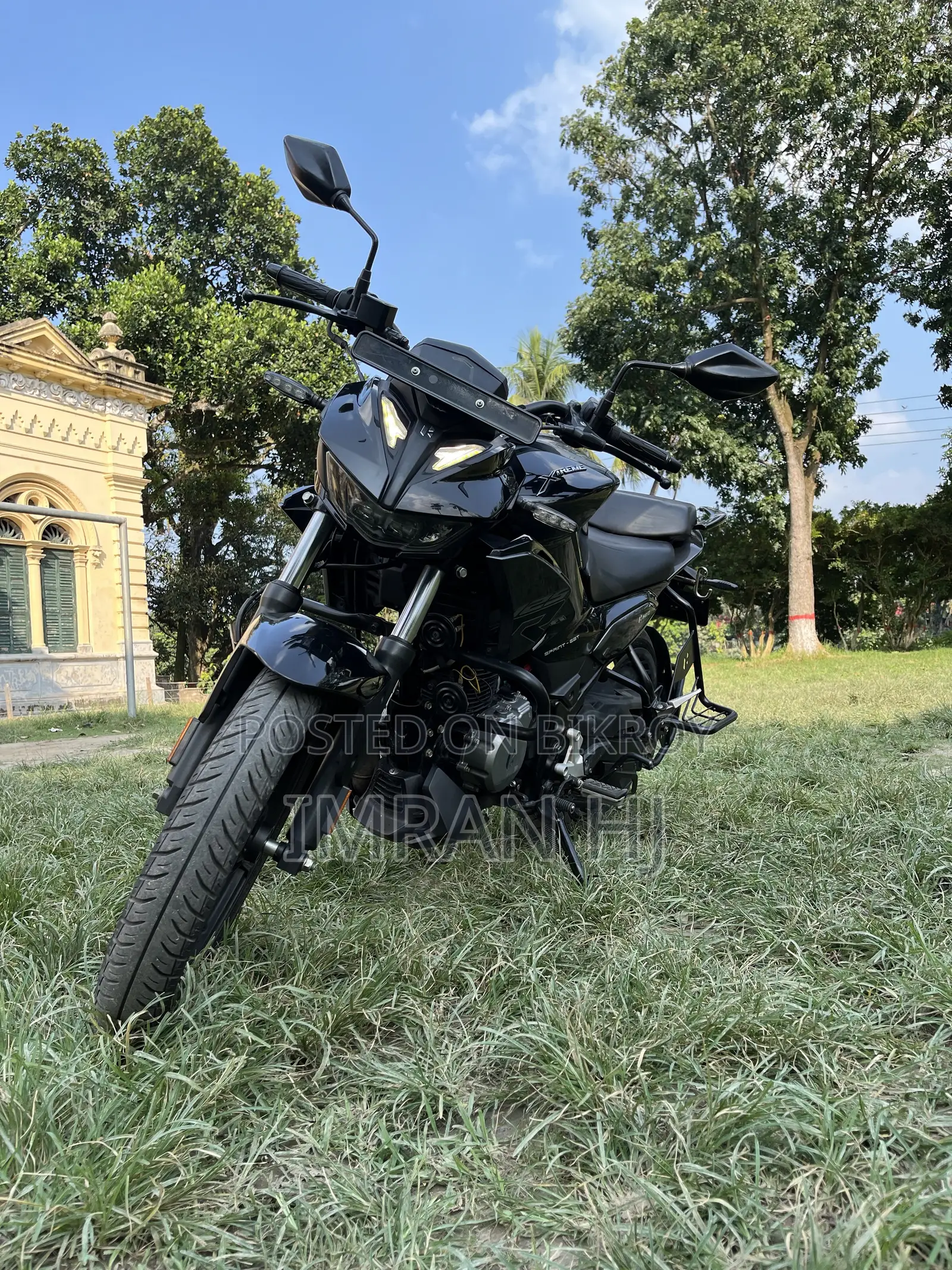 হিরো এক্সট্রিম ১২৫আর ২০২৫ ব্ল্যাক