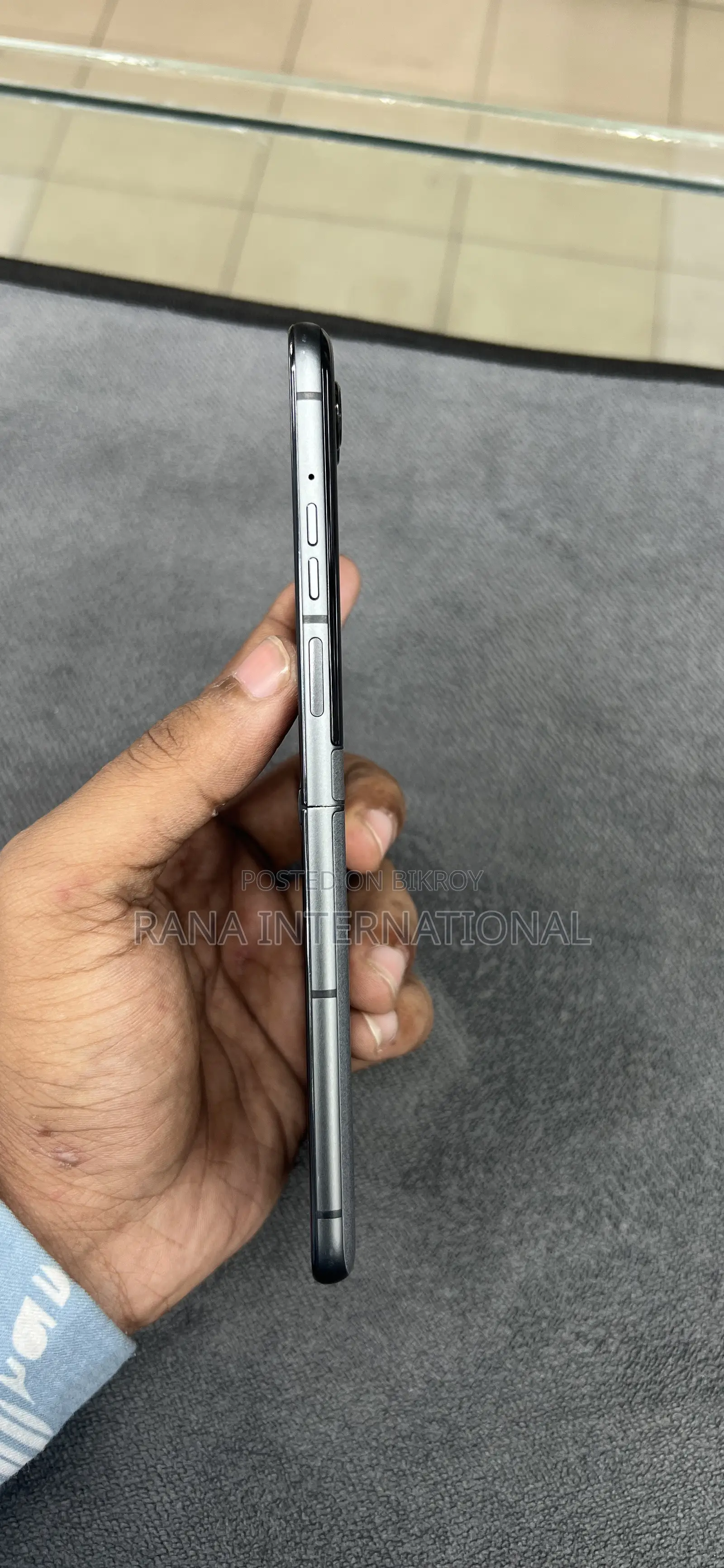 মটোরোলা গ্রে