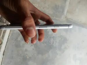 অ্যাপল আইফোন ৬ ১৬ জিবি সিলভার