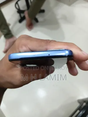 মোটোরালা এজ ৩০ নিও ১২৮ জিবি ব্লু
