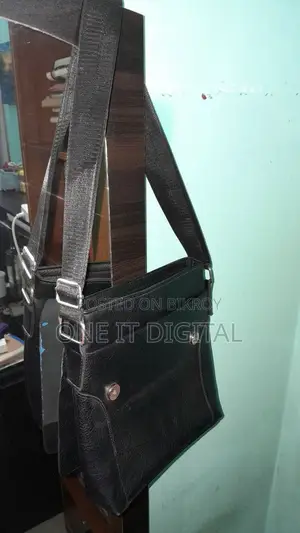 Stylish Black Shoulder Bag — For Sale!