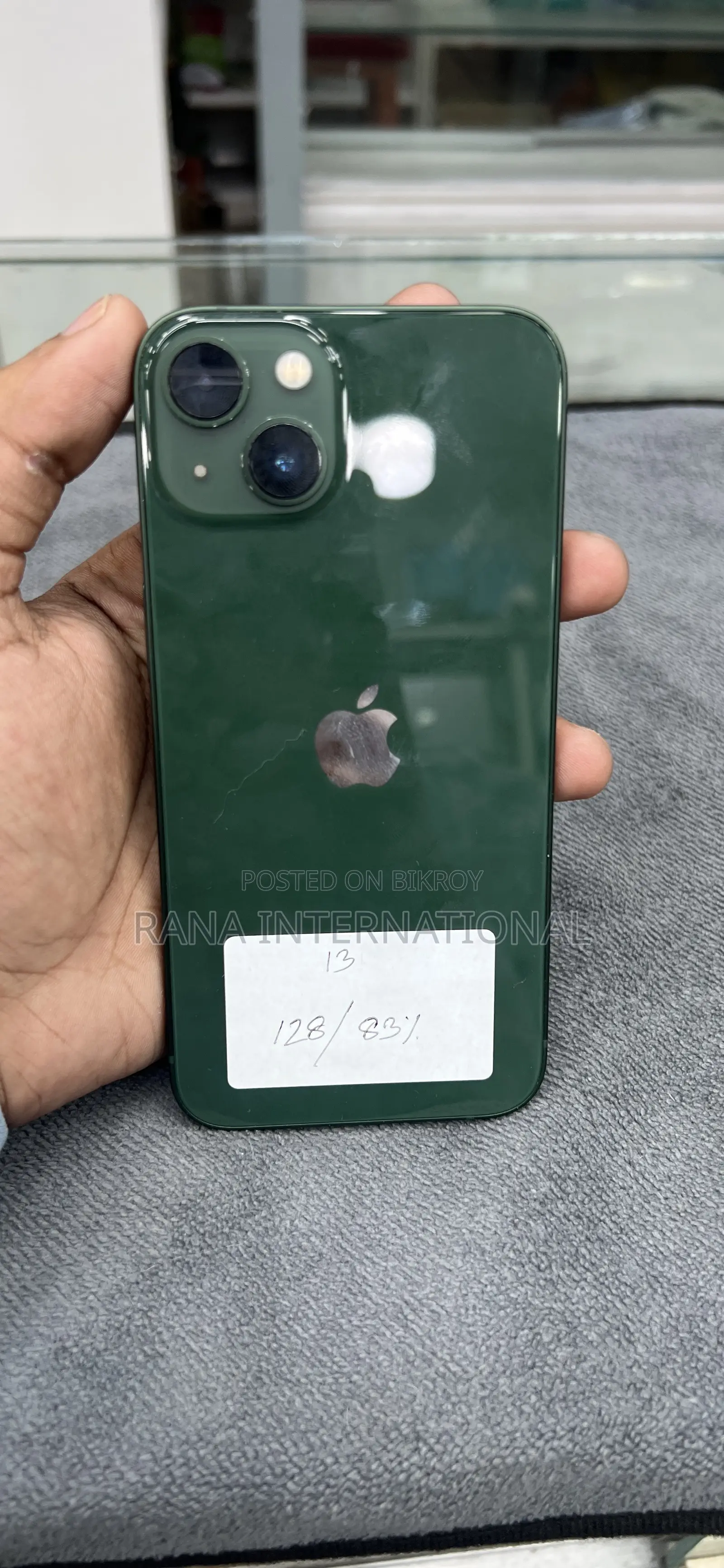 Apple iPhone 13 128 GB Green
